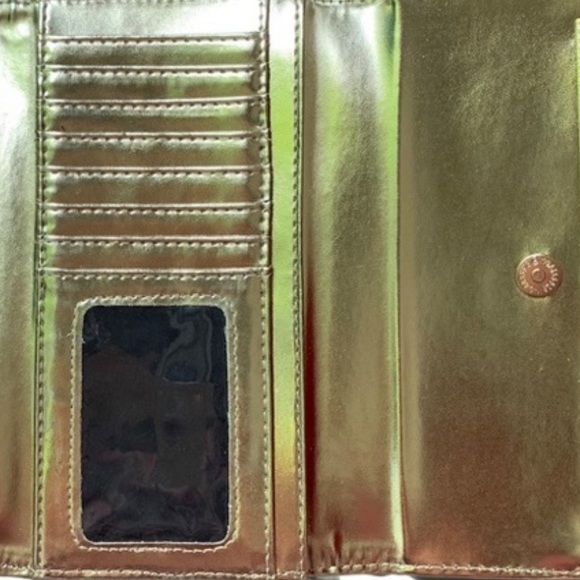 Steve Madden Black & Gold Trifold Wallet - Picture 3 of 3